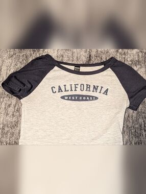 Shein, Gray/Navy,"California West Coast", Short Sleeve, Cropped Tee-Ladies Jr XS